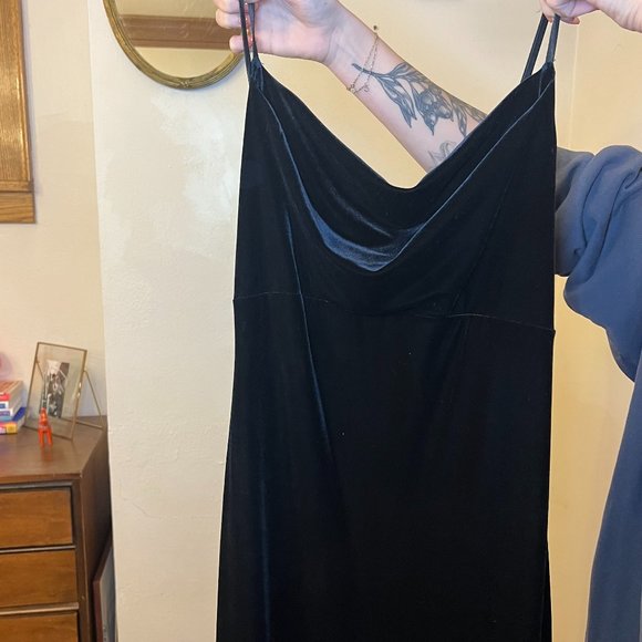 1990s/2000s Ann Taylor Loft Black Velvet Cowl Neck Satin Strapped Evening Gown - Picture 6 of 6
